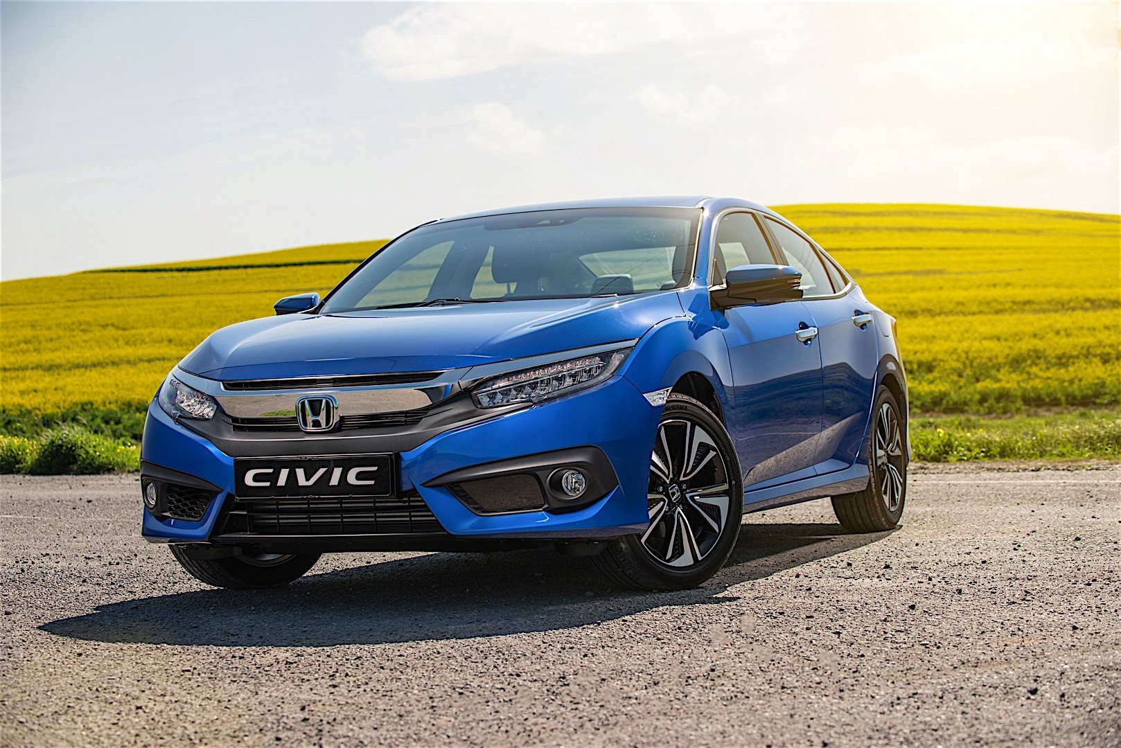 Honda Civic Sedan photo 7
