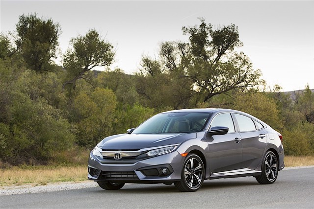 Honda Civic Sedan photo 16
