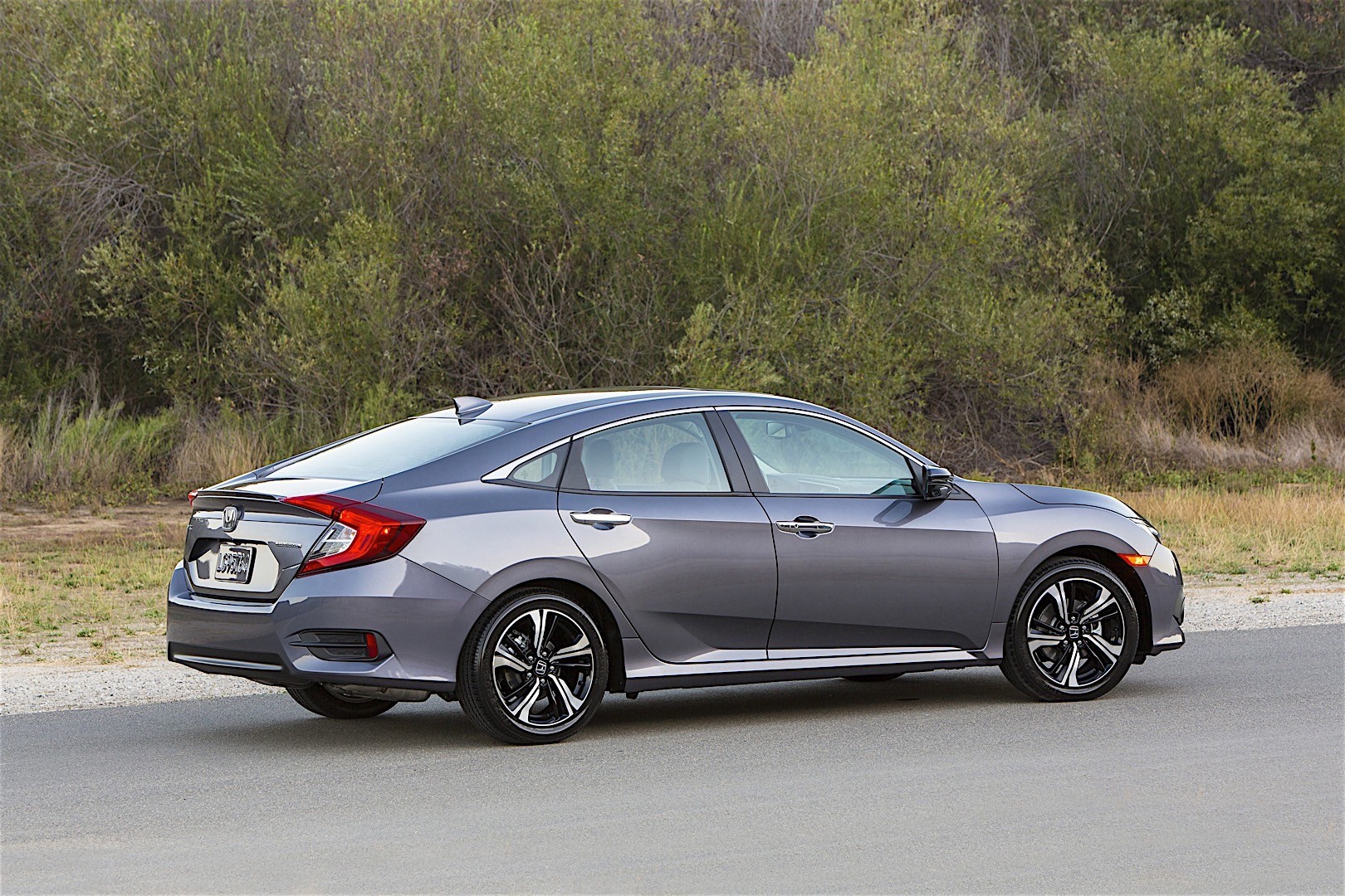 Honda Civic Sedan photo 17