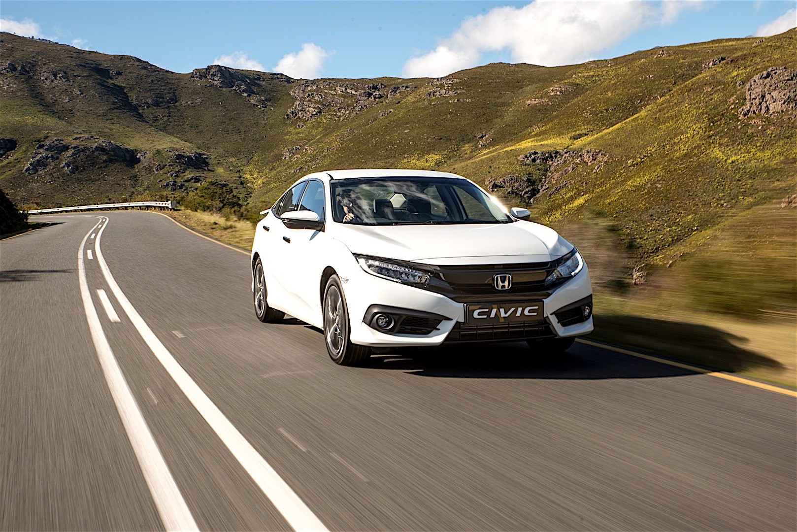 Honda Civic Sedan photo 20