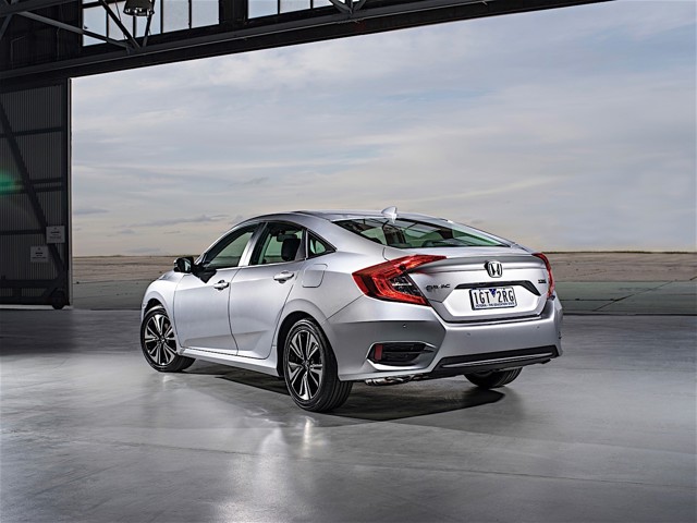Honda Civic Sedan photo 33