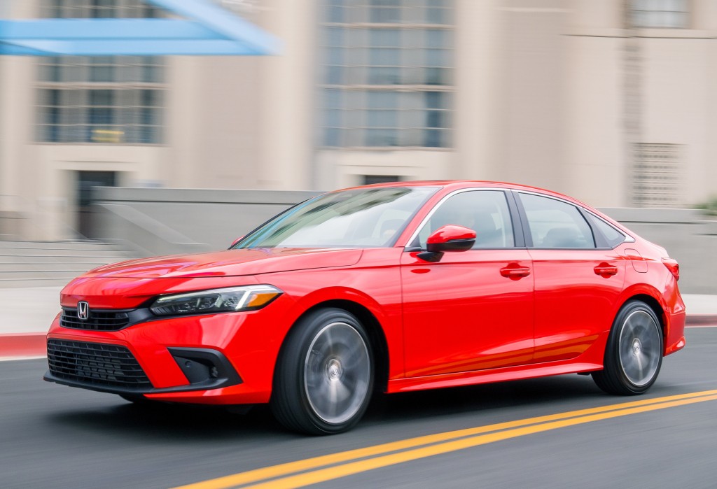 Honda Civic Sedan photo 12