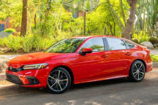 Honda Civic Sedan photo 13