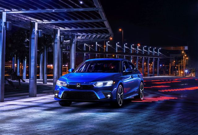 Honda Civic Sedan photo 3