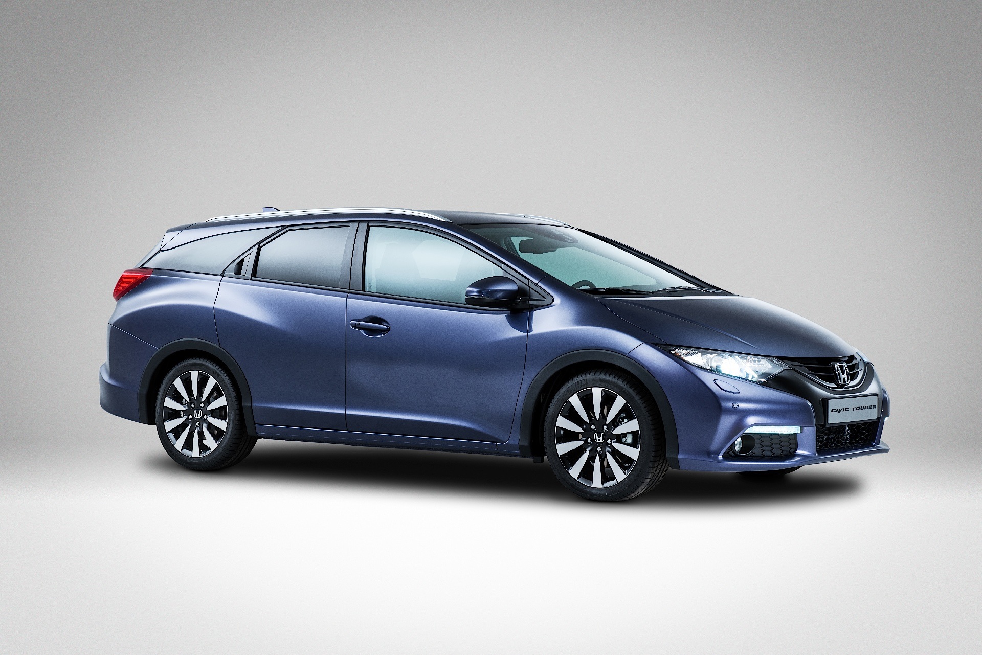 Honda Civic Tourer photo 8