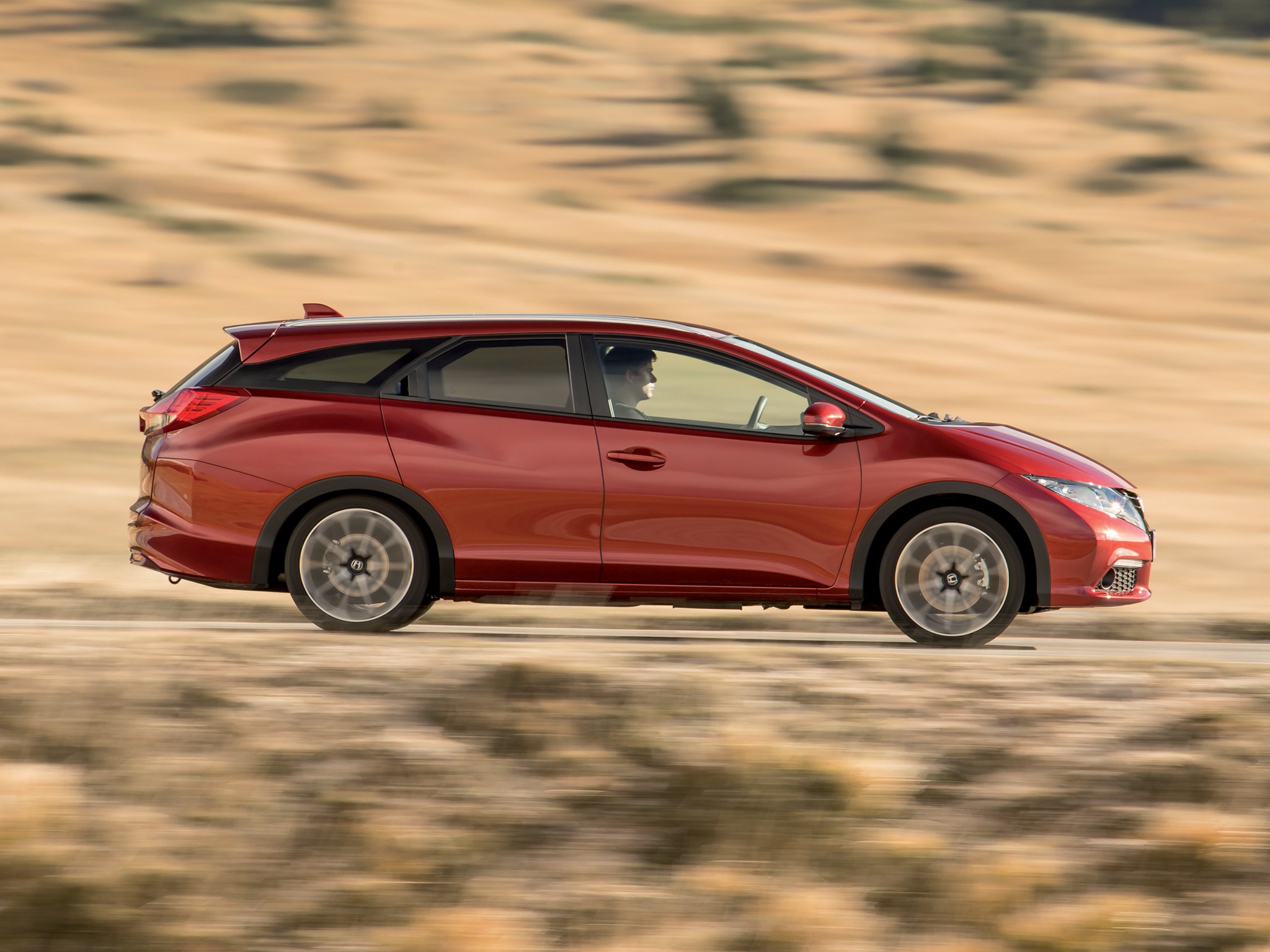 Honda Civic Tourer photo 12