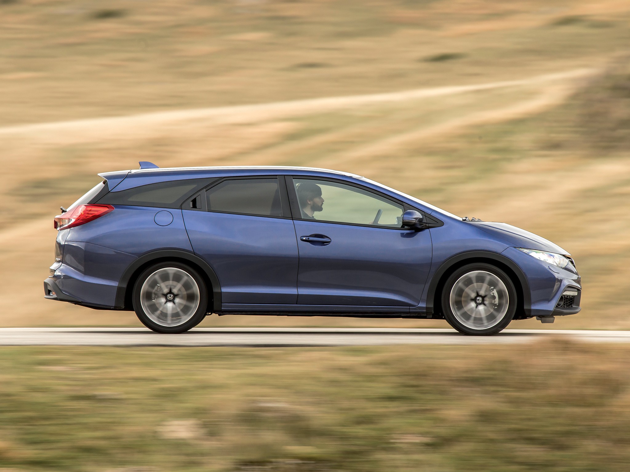 Honda Civic Tourer photo 30