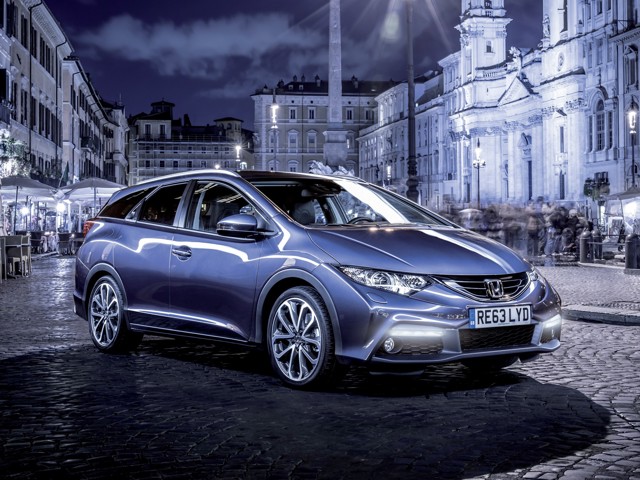 Honda Civic Tourer photo 37