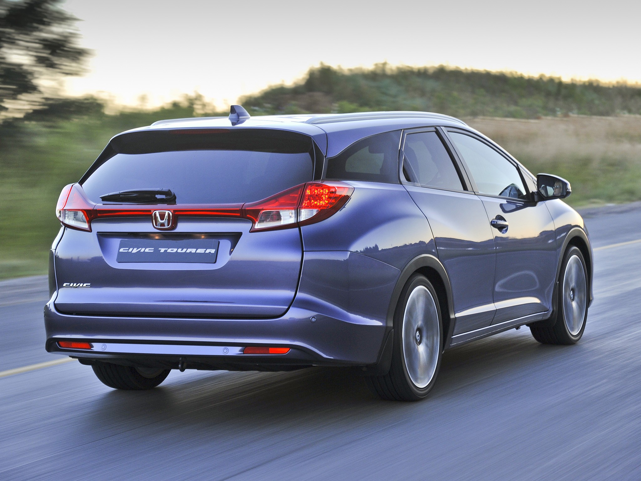 Honda Civic Tourer photo 41