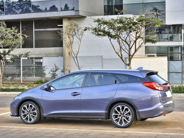 Honda Civic Tourer photo 46