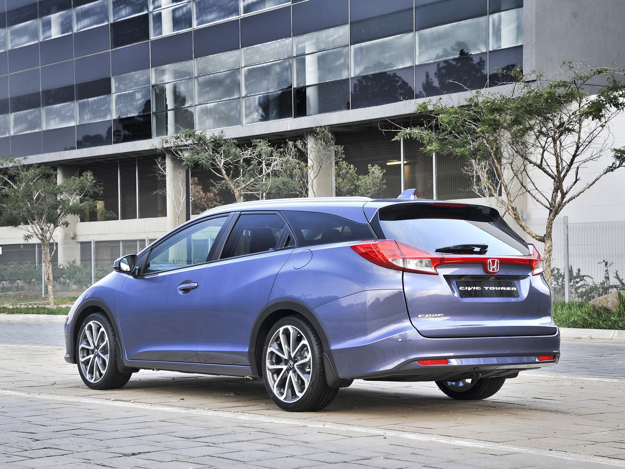 Honda Civic Tourer photo 47