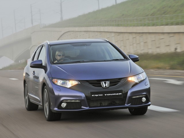Honda Civic Tourer photo 59
