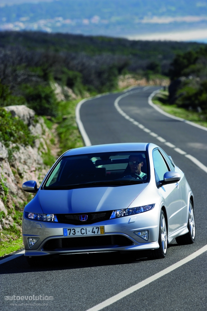 Honda Civic Type-R photo 2