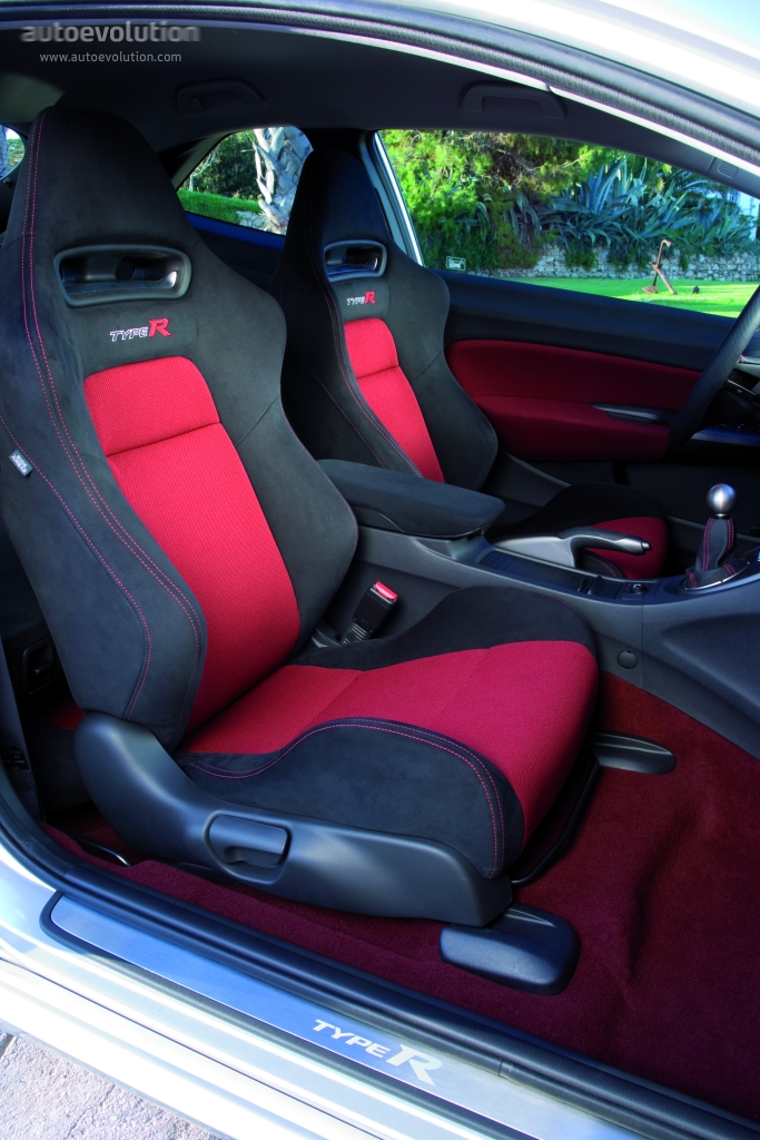 Honda Civic Type-R photo 9