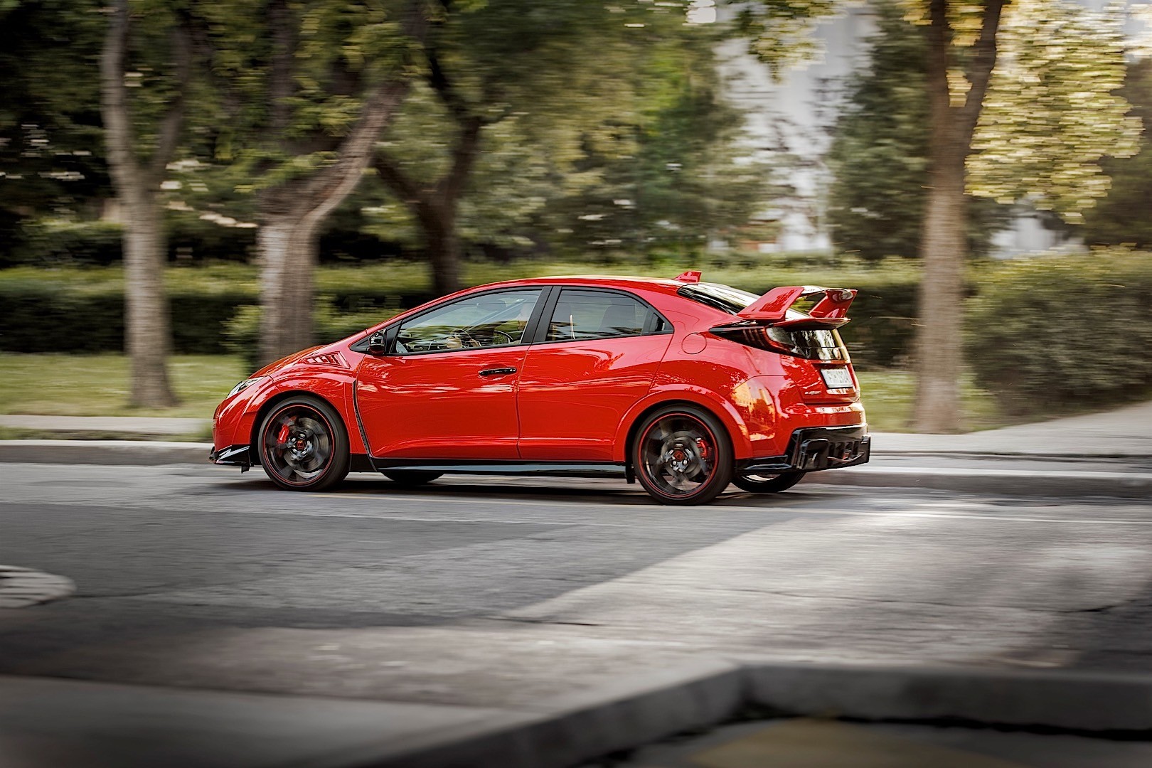 Honda Civic Type-R photo 12