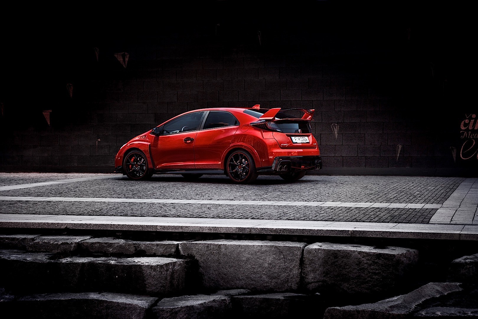 Honda Civic Type-R photo 13