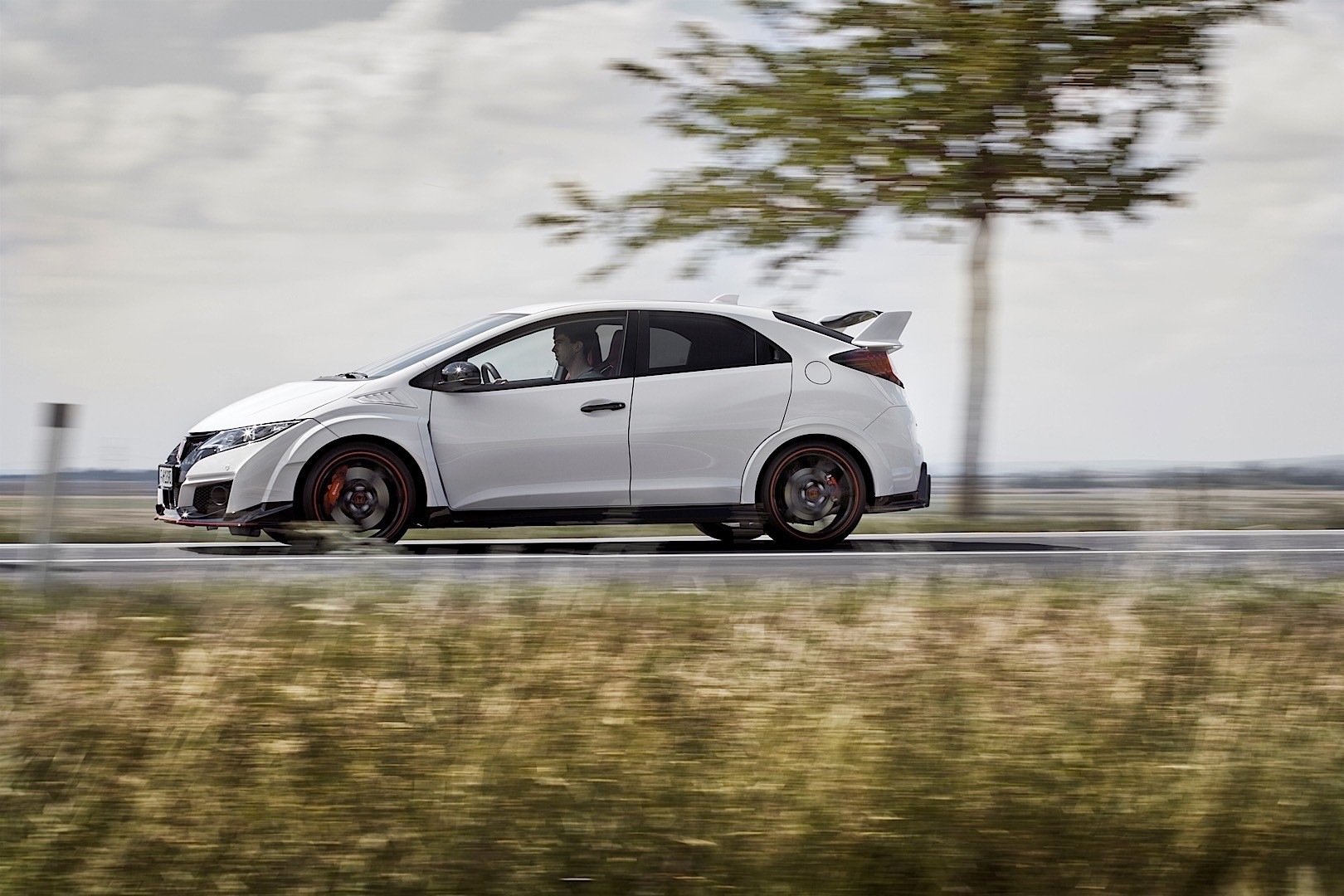 Honda Civic Type-R photo 15