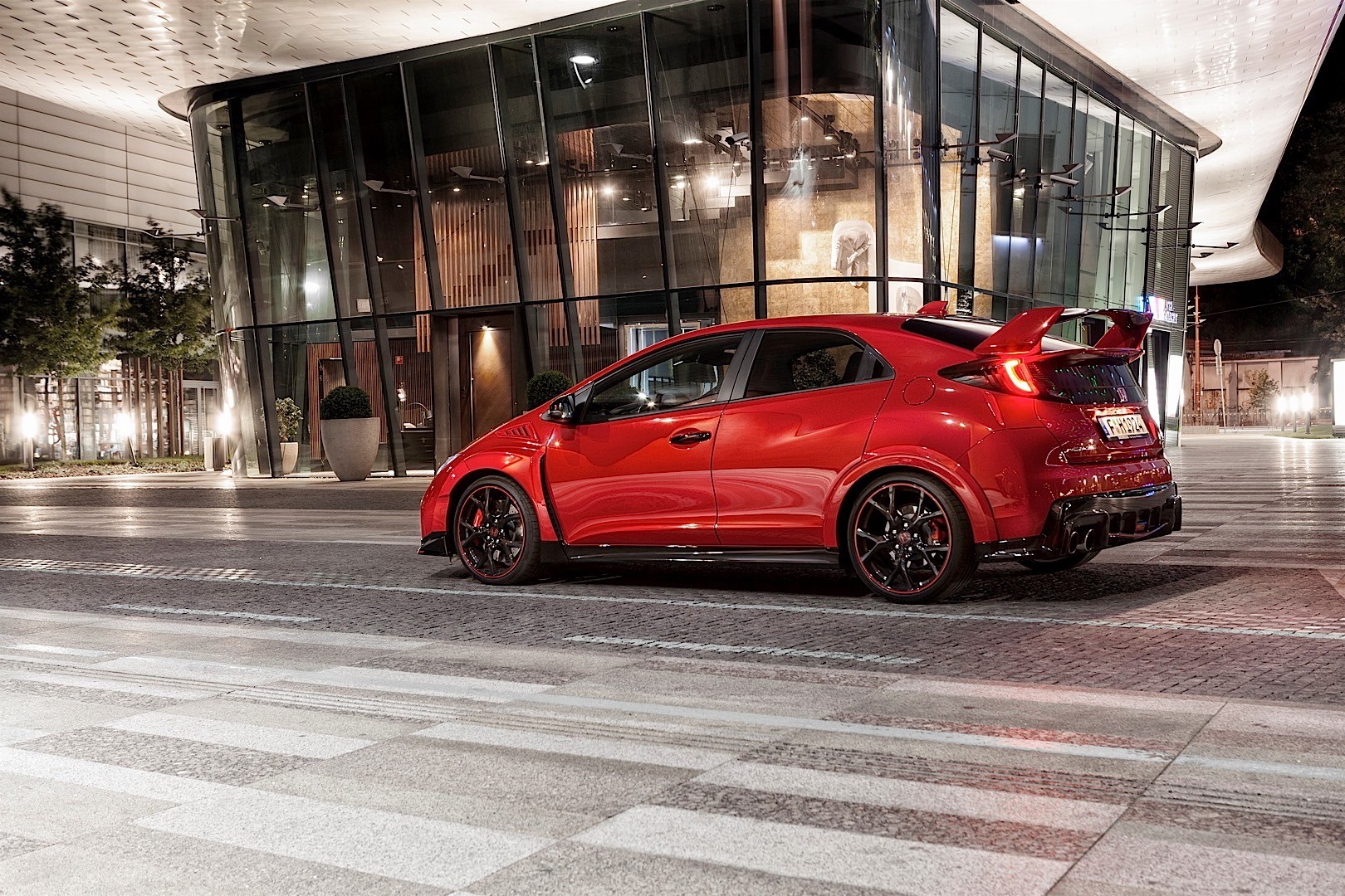 Honda Civic Type-R photo 30