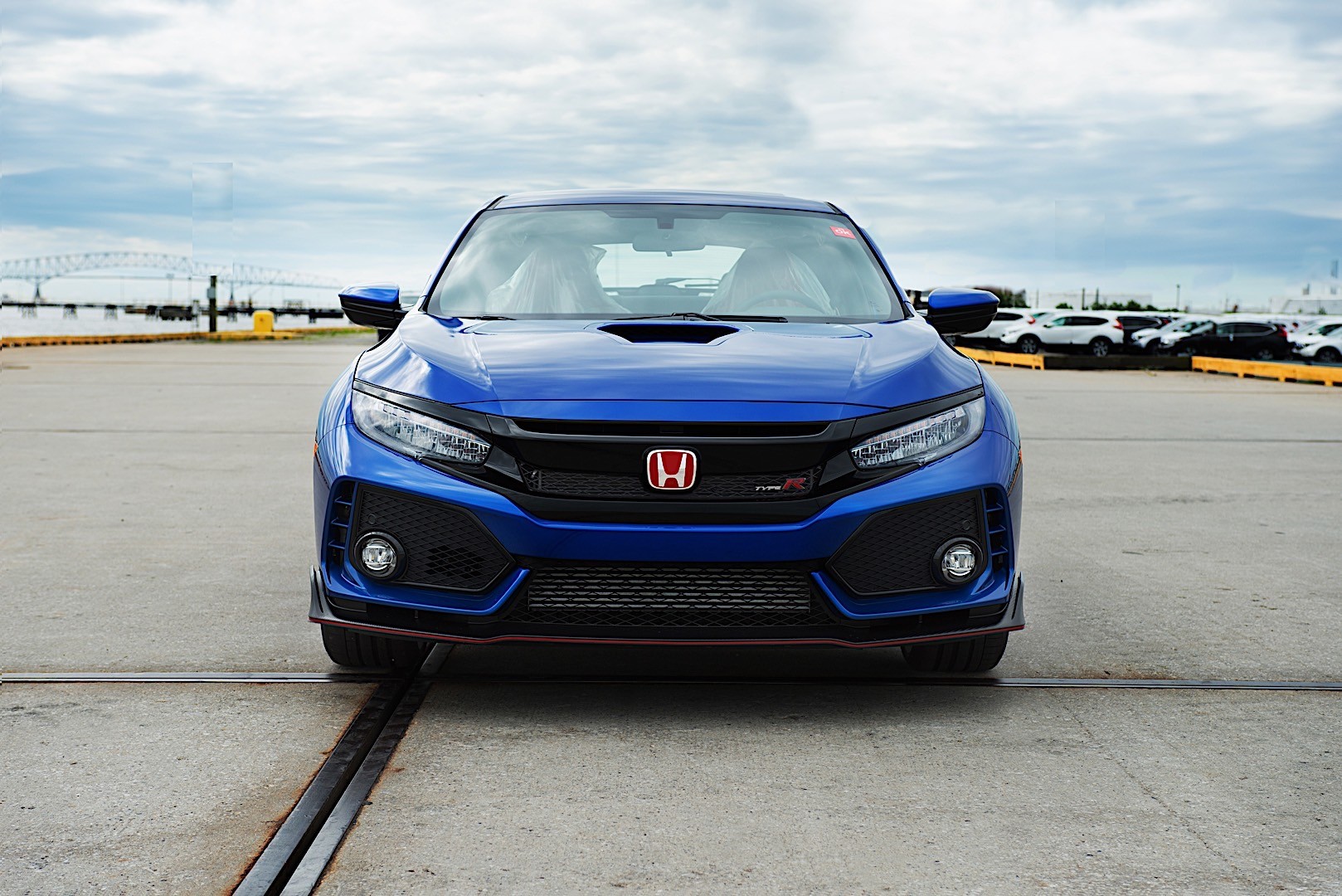 Honda Civic Type-R photo 29
