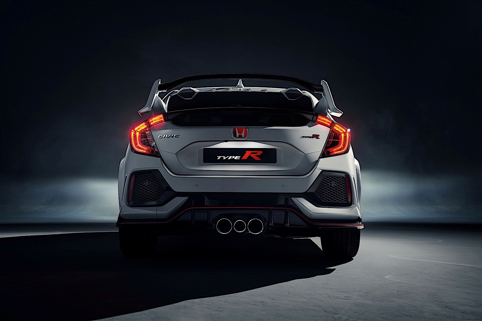 Honda Civic Type-R photo 45