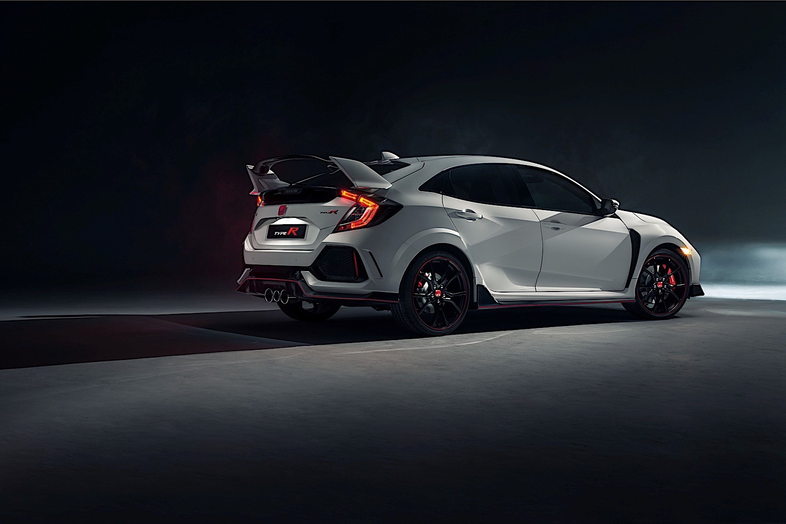 Honda Civic Type-R photo 47