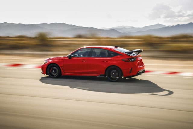 Honda Civic Type-R photo 21