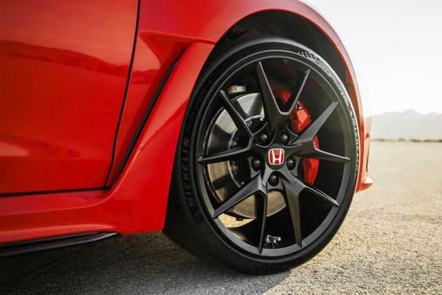 Honda Civic Type-R photo 34