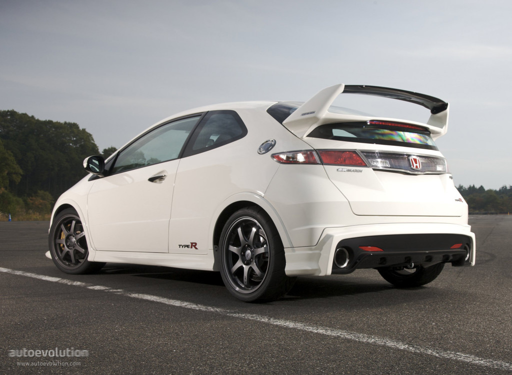Honda Civic Type-R photo 9