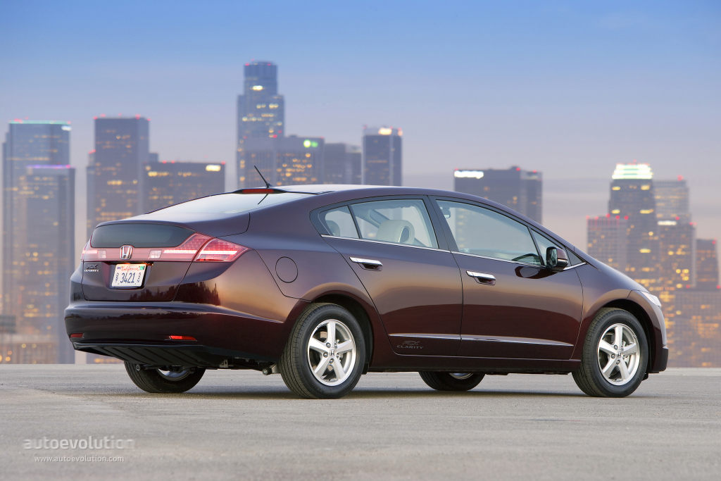 Honda Clarity photo 3