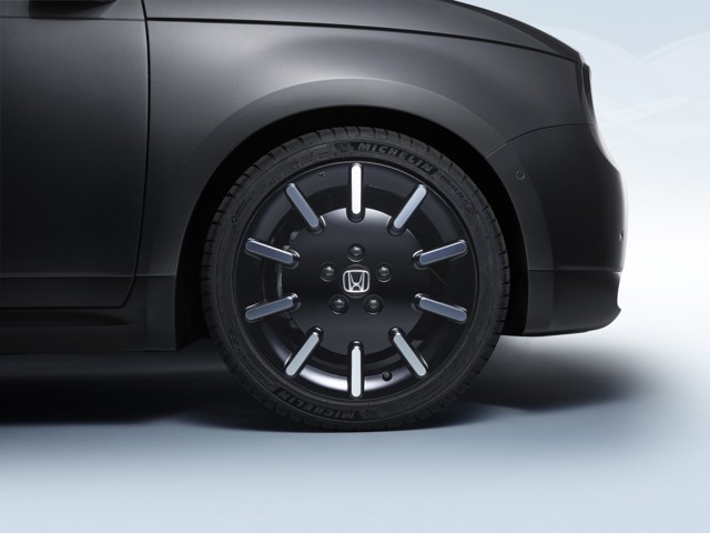 Honda E photo 12