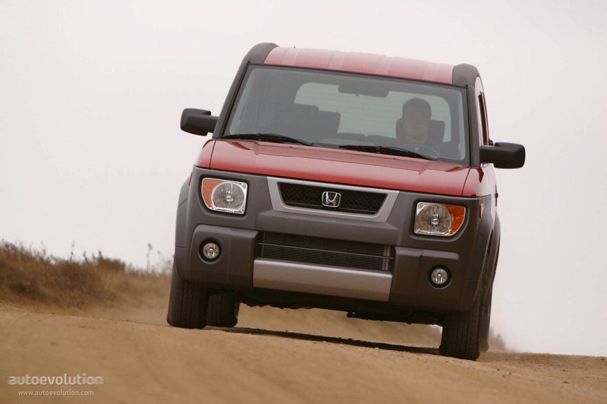 Honda HONDA Element 2.4L i-VTEC 5MT AWD (166 HP)