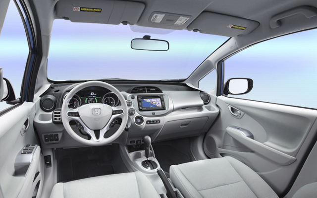 Honda Fit Ev photo 26