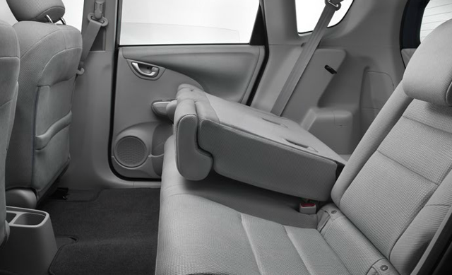Honda Fit Ev photo 28
