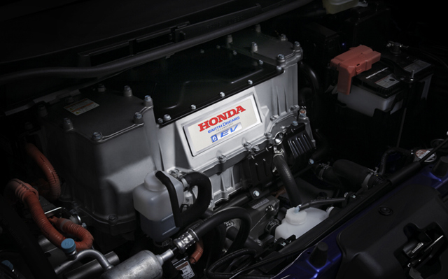 Honda Fit Ev photo 3