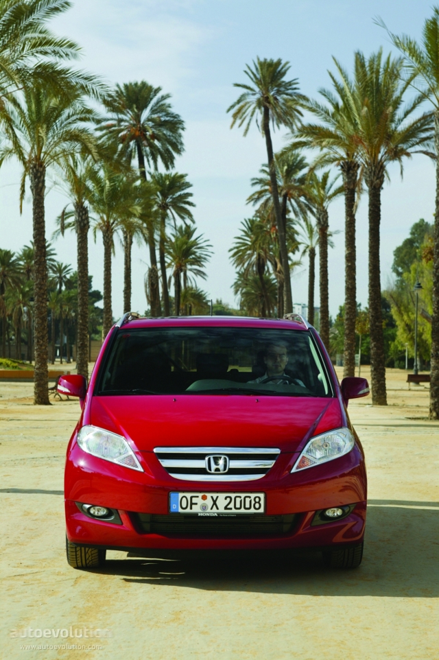 Honda Fr-V / Edix photo 1