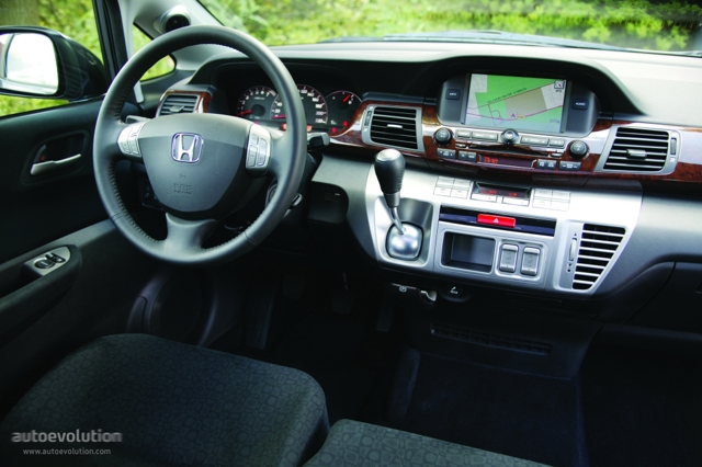 Honda Fr-V / Edix photo 33