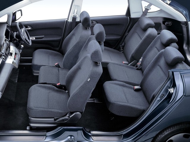 Honda Fr-V / Edix photo 26