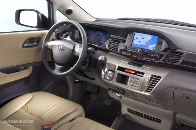 Honda Fr-V / Edix photo 24