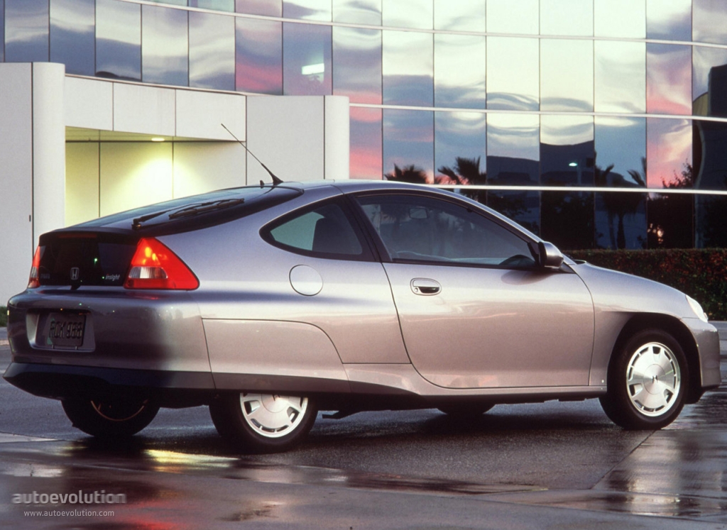 Honda Insight photo 5