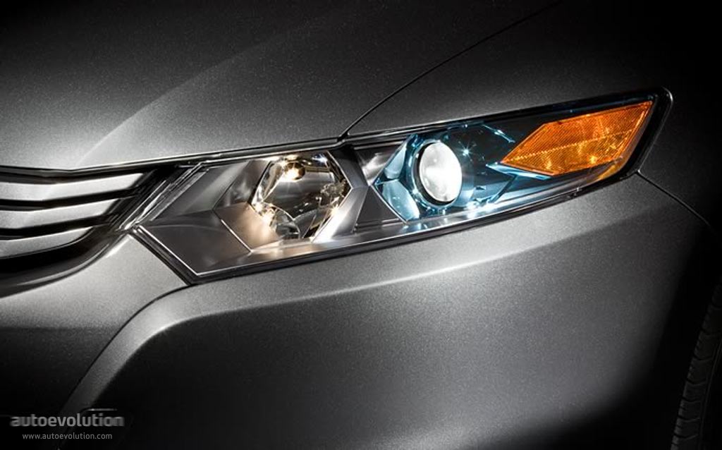 Honda Insight photo 11