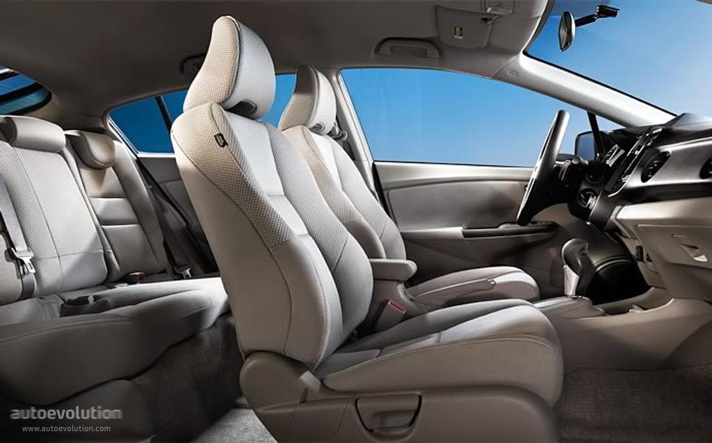 Honda Insight photo 91