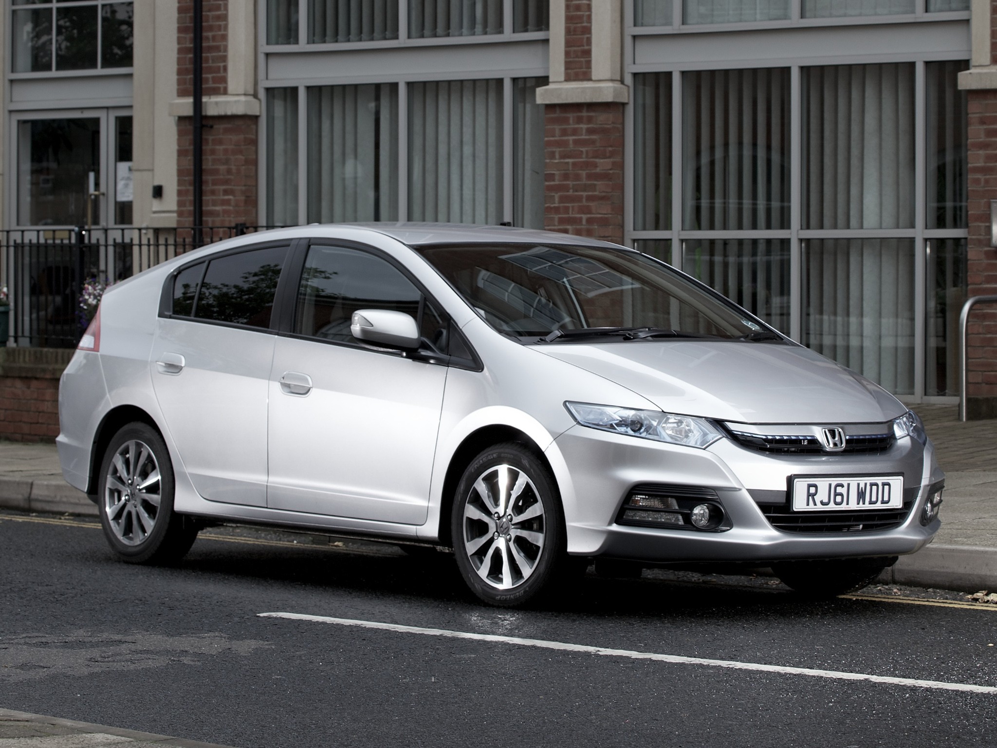 Honda Insight photo 7