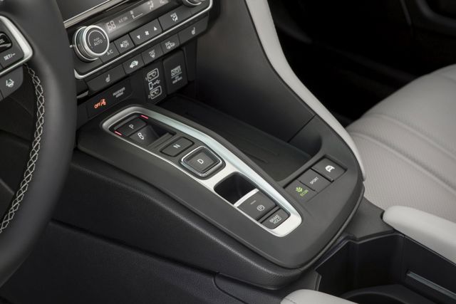 Honda Insight photo 32