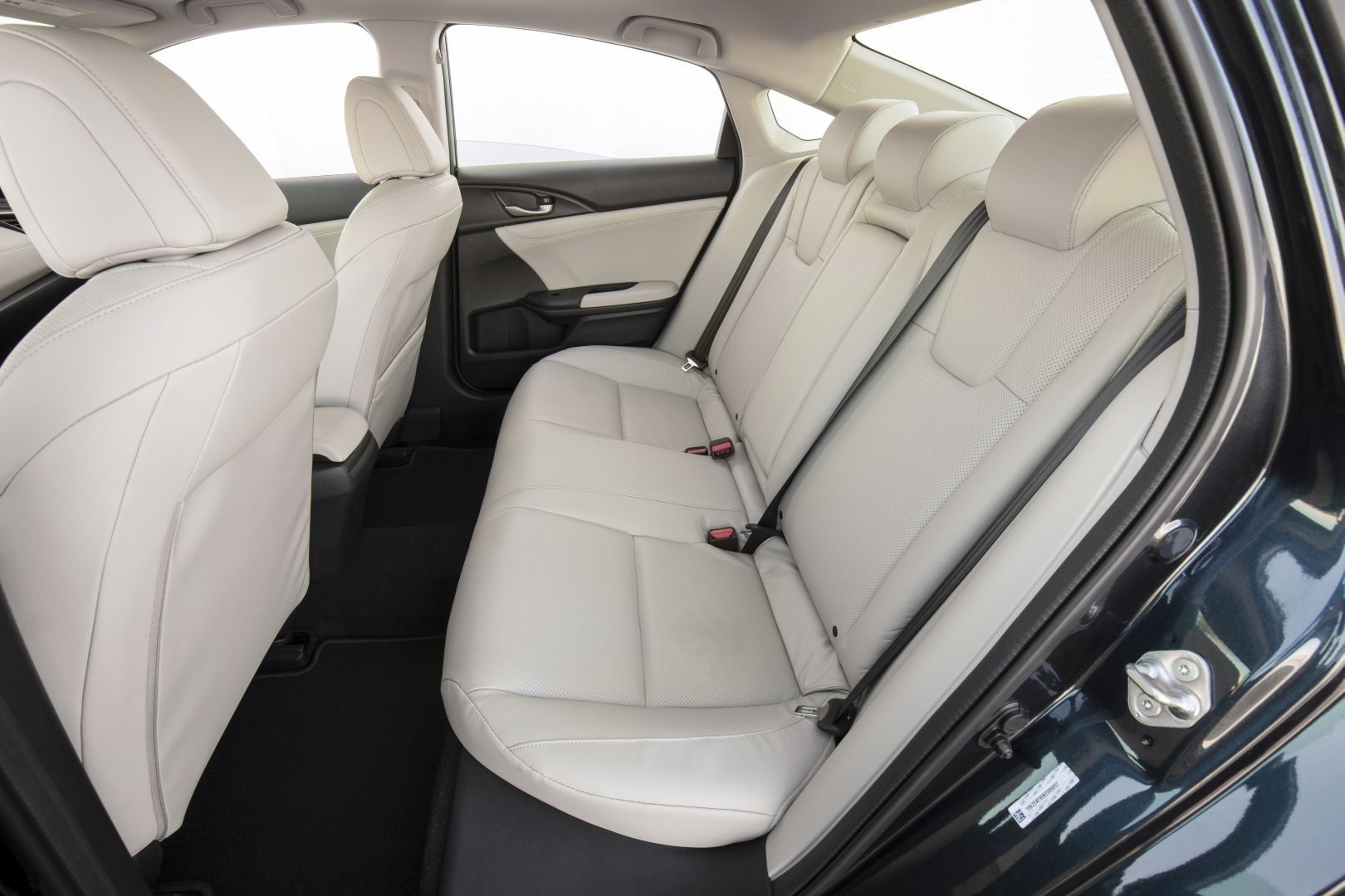 Honda Insight photo 33