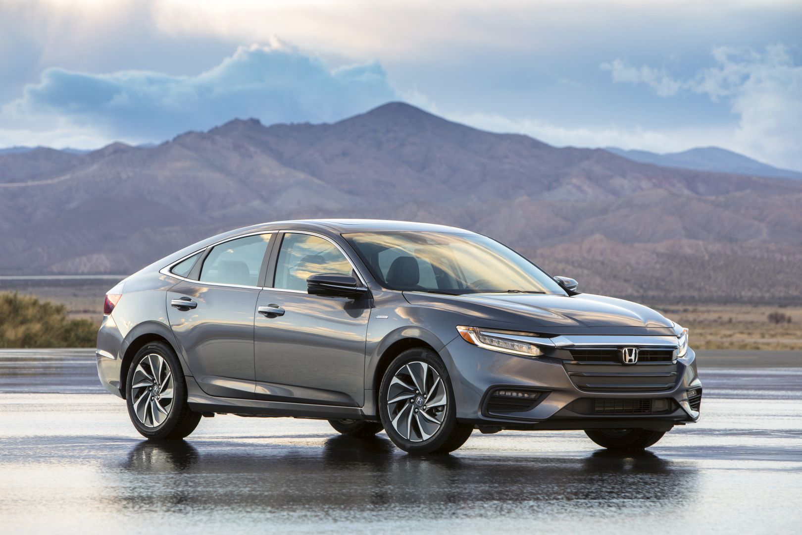 Honda Insight photo 3
