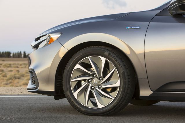 Honda Insight photo 11