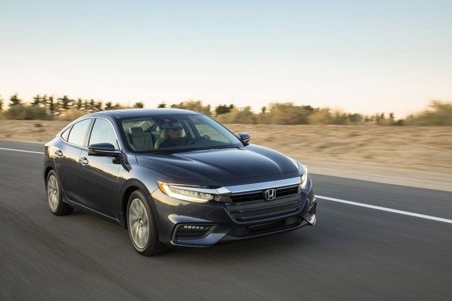 Honda Insight photo 17