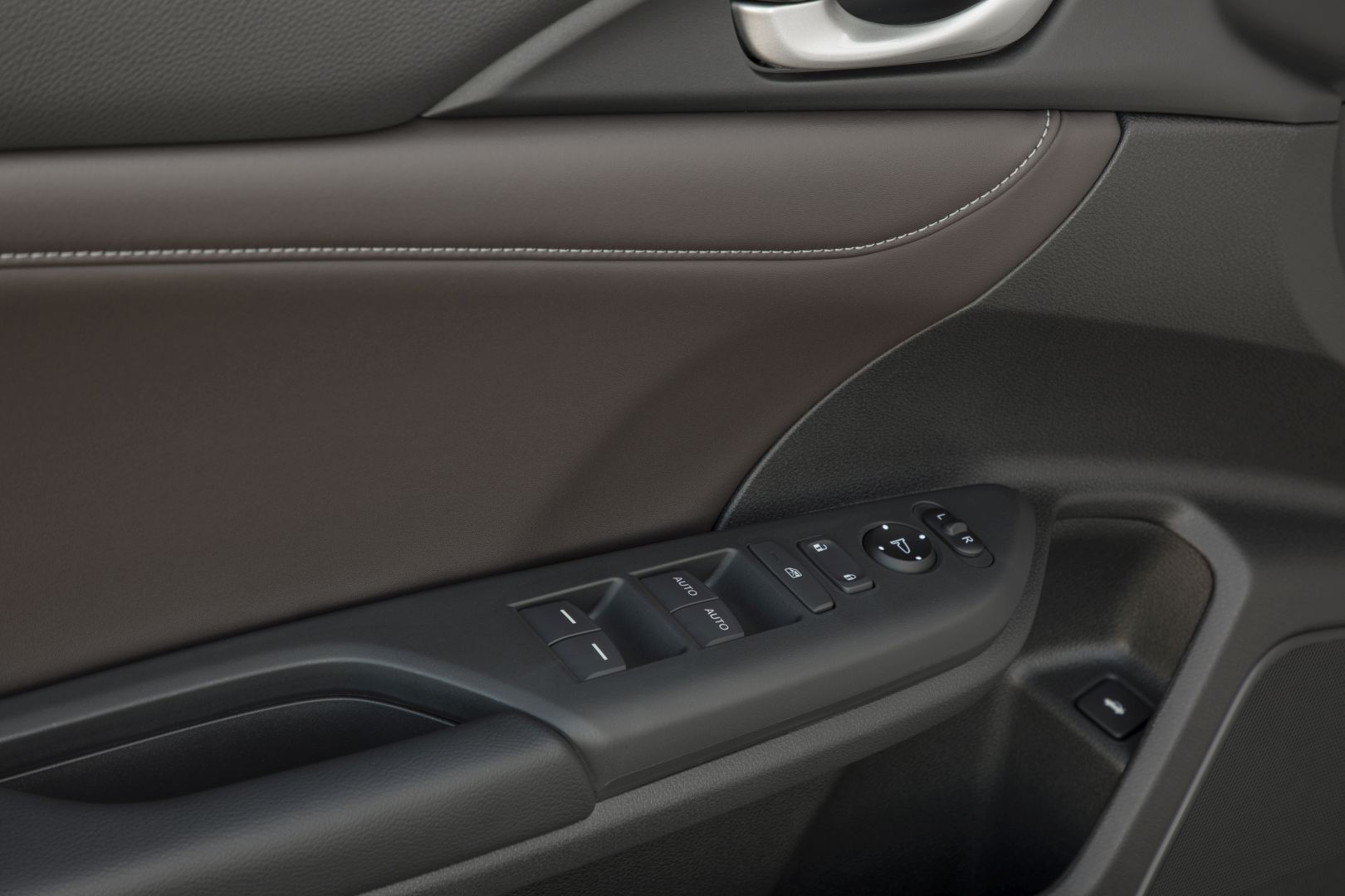 Honda Insight photo 29