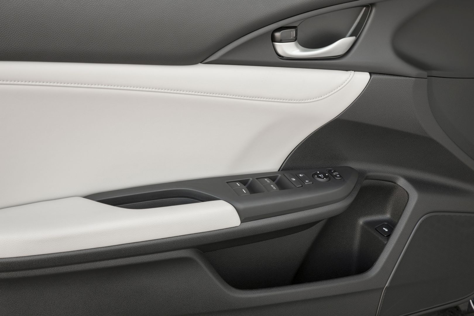 Honda Insight photo 30