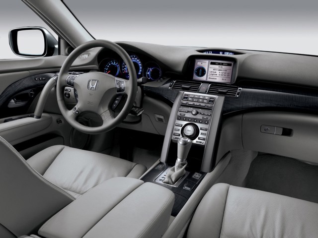 Honda Legend Sedan foto 21